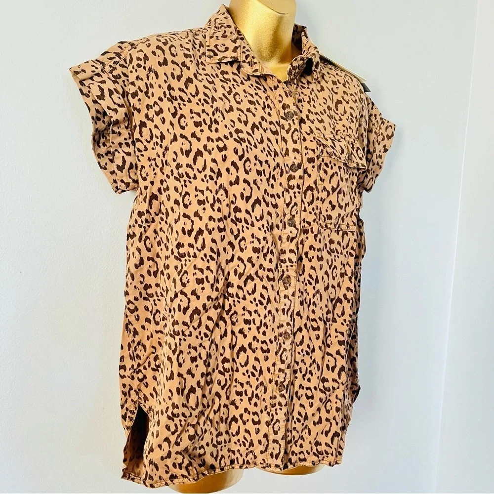 leopard Animal Print short sleeve button up Shirt top - Picture 3 of 5